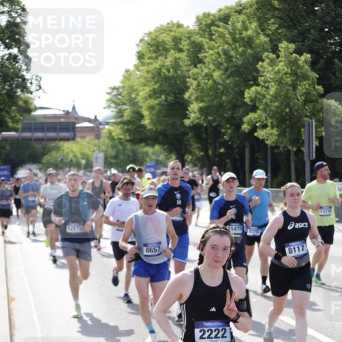 29.06.2025 - hella hamburg halbmarathon Jannik Wohlers http://msf.ph/oto/8239894 29.06.2025 09:54:23 Lombardsbrücke 1817, 1942, 2222, 2367, 2592, 2596, 2670, 2955, 3208, 3209, 4832, 5447, 5884, 6290, 6389, 6723, 6978, 7087, 7335, 7908, 8117, 8482, 8657, 8916, 8981, 9038, 9051, 9093, 9661, 9710, 9924, 11125, 11518, 11519, 11688, 12094, 12269, 12367, 12670, 13008, 13147, 13421, 13698, 13726, 13919, 14248, 14361, 14814, 15478, 15479, 15684, 16110, 16834, 16907, 17353, 17865, 18118, 18190, 18370, 18801, 18915, 18923, 19007 meine-sportfotos.de