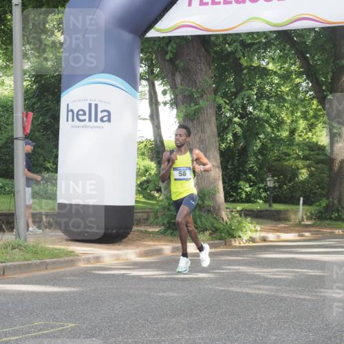 29.06.2025 - hella hamburg halbmarathon KatJ http://msf.ph/oto/8239999 29.06.2025 09:56:53 Zwischen KM18-KM19  meine-sportfotos.de