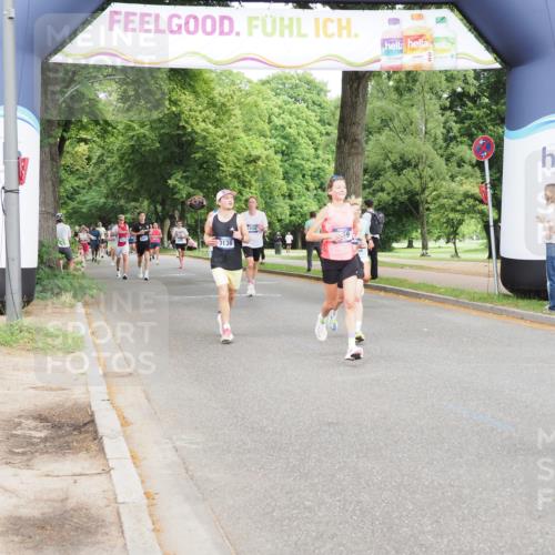 29.06.2025 - hella hamburg halbmarathon MichiJ http://msf.ph/oto/8240007 29.06.2025 10:27:33 Zwischen KM18-KM19 2719, 2980, 3136, 3783, 4359, 6682, 7110, 9264, 10218, 13800, 15561, 16280, 17623, 18761, 19004, 19151 meine-sportfotos.de