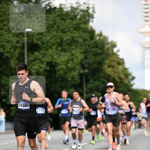 29.06.2025 - hella hamburg halbmarathon Dr. Thomas Lammeyer http://msf.ph/oto/8240409 29.06.2025 09:50:53 Kennedybrücke 1002, 1217, 2121, 2228, 2404, 2563, 2774, 3783, 4246, 4740, 5961, 6915, 7972, 8366, 8395, 9171, 10771, 11055 meine-sportfotos.de