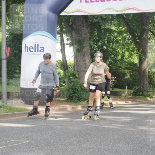 29.06.2025 - hella hamburg halbmarathon KatJ http://msf.ph/oto/8240435 29.06.2025 09:57:26 Zwischen KM18-KM19 21 meine-sportfotos.de