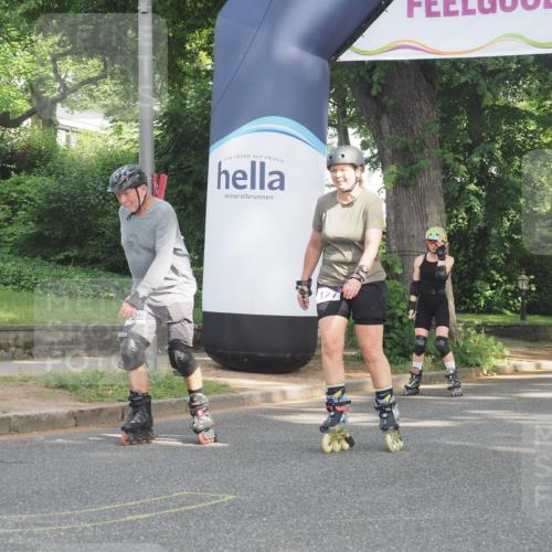 29.06.2025 - hella hamburg halbmarathon KatJ http://msf.ph/oto/8240475 29.06.2025 09:57:27 Zwischen KM18-KM19 21 meine-sportfotos.de