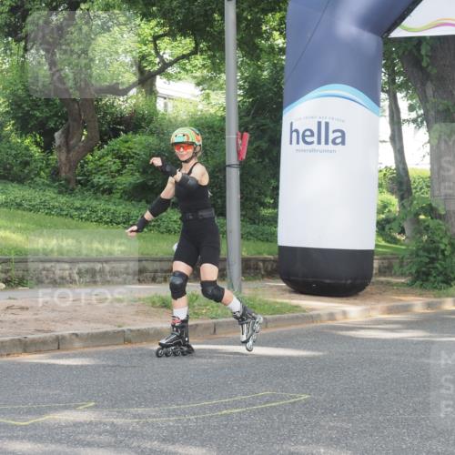 29.06.2025 - hella hamburg halbmarathon KatJ http://msf.ph/oto/8240593 29.06.2025 09:57:29 Zwischen KM18-KM19 21 meine-sportfotos.de