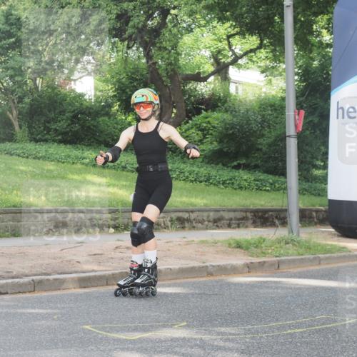 29.06.2025 - hella hamburg halbmarathon KatJ http://msf.ph/oto/8240654 29.06.2025 09:57:29 Zwischen KM18-KM19 21 meine-sportfotos.de