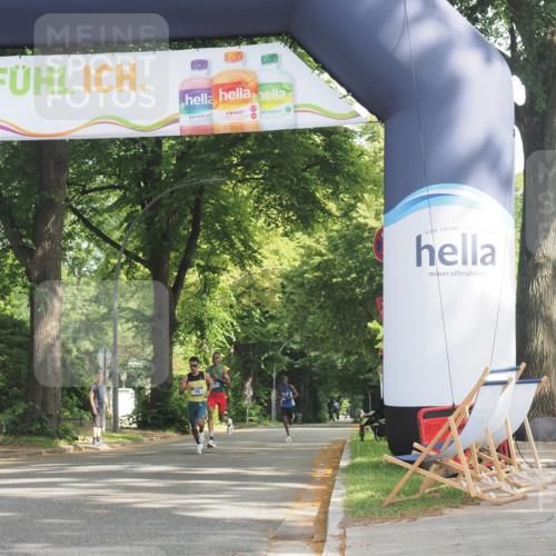 29.06.2025 - hella hamburg halbmarathon KatJ http://msf.ph/oto/8240772 29.06.2025 09:57:46 Zwischen KM18-KM19  meine-sportfotos.de