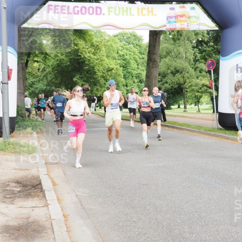 29.06.2025 - hella hamburg halbmarathon MichiJ http://msf.ph/oto/8240971 29.06.2025 10:27:43 Zwischen KM18-KM19 8091, 8450, 11447, 12915, 13137, 14272 meine-sportfotos.de