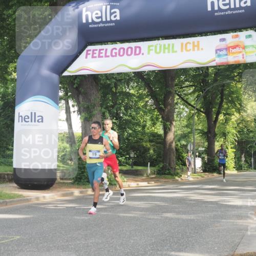 29.06.2025 - hella hamburg halbmarathon KatJ http://msf.ph/oto/8241047 29.06.2025 09:57:49 Zwischen KM18-KM19 17, 19 meine-sportfotos.de