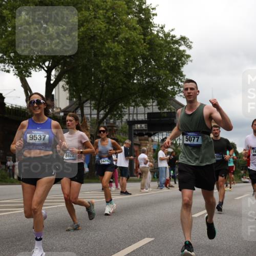 29.06.2025 - hella hamburg halbmarathon Yannick Fuchs http://msf.ph/oto/8241244 29.06.2025 10:47:25 20KM 1030, 1061, 1151, 1499, 1706, 1727, 1783, 2074, 2082, 2099, 2346, 3059, 3208, 3209, 3334, 4065, 4635, 4770, 5077, 5638, 5866, 6198, 6481, 6628, 6629, 6762, 6877, 6942, 7177, 7509, 7864, 7918, 8390, 8447, 9142, 9537, 10549, 10891, 10895, 11992, 12379, 12413, 12490, 12875, 12909, 13032, 13289, 13865, 13997, 14323, 15061, 15126, 15179, 15497, 15502, 16477, 16538, 16986, 18134, 18487, 18590, 18720 meine-sportfotos.de