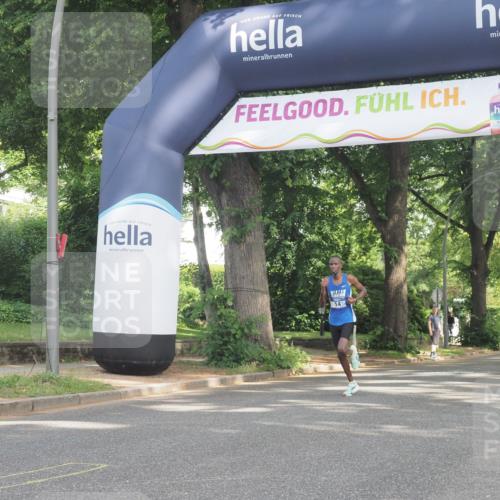 29.06.2025 - hella hamburg halbmarathon KatJ http://msf.ph/oto/8241270 29.06.2025 09:57:51 Zwischen KM18-KM19 14, 17, 19 meine-sportfotos.de