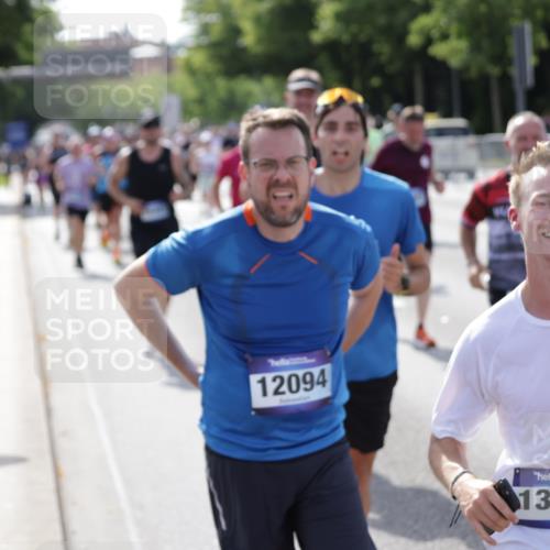 29.06.2025 - hella hamburg halbmarathon Jannik Wohlers http://msf.ph/oto/8241310 29.06.2025 09:54:32 Lombardsbrücke 2222, 2367, 2592, 2596, 2816, 2955, 3208, 3209, 4832, 5399, 5447, 5705, 6290, 6389, 6723, 6923, 6978, 6991, 7335, 7659, 7908, 8117, 8487, 8657, 8981, 9051, 9093, 9476, 9661, 9710, 11125, 11333, 11688, 12094, 12161, 12269, 12657, 12670, 13147, 13666, 13698, 13726, 13919, 14361, 14814, 15350, 15478, 15479, 15512, 15684, 15871, 16062, 16086, 16110, 16127, 16403, 16907, 17544, 17674, 18118, 18190, 18370, 18801, 18915 meine-sportfotos.de