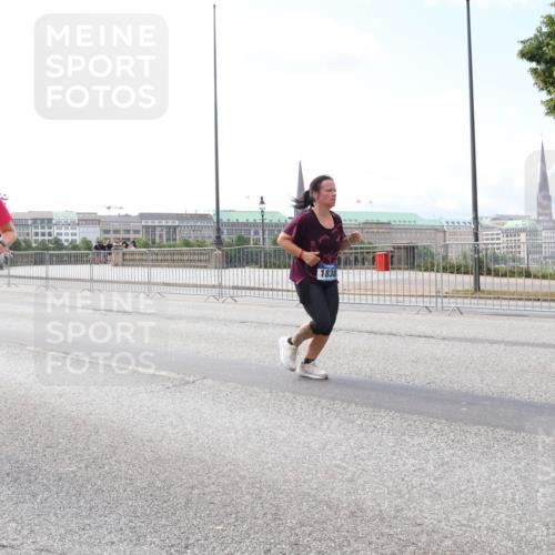 29.06.2025 - hella hamburg halbmarathon Lena Gebhardt http://msf.ph/oto/8241499 29.06.2025 10:09:46 Lombardsbrücke 1052, 1456, 1483, 1513, 1823, 4592, 4859, 5806, 5885, 7058, 7187, 8090, 8685, 9150, 9297, 9306, 9674, 9781, 9988, 12255, 12509, 12567, 12862, 13739, 15697, 16191, 16455, 16688, 16918, 17630, 17899, 18076, 18440, 18707, 18726, 18727, 19166, 19242 meine-sportfotos.de