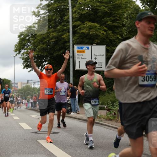 29.06.2025 - hella hamburg halbmarathon Yannick Fuchs http://msf.ph/oto/8241530 29.06.2025 10:47:26 20KM 1030, 1061, 1151, 1499, 1706, 1727, 1783, 2074, 2082, 2099, 2346, 3059, 3208, 3209, 3334, 4065, 4635, 4770, 5077, 5638, 5866, 6198, 6481, 6628, 6629, 6762, 6877, 6942, 7177, 7274, 7509, 7864, 7918, 8335, 8390, 8447, 9142, 9537, 10549, 10891, 10895, 11992, 12379, 12413, 12490, 12875, 12909, 13032, 13289, 13865, 13997, 14323, 15061, 15126, 15179, 15497, 15502, 16477, 16538, 16986, 18134, 18487, 18590, 18720 meine-sportfotos.de