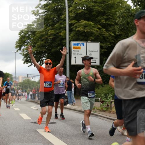 29.06.2025 - hella hamburg halbmarathon Yannick Fuchs http://msf.ph/oto/8241550 29.06.2025 10:47:26 20KM 1030, 1061, 1151, 1499, 1706, 1727, 1783, 2074, 2082, 2099, 2346, 3059, 3208, 3209, 3334, 4065, 4635, 4770, 5077, 5638, 5866, 6198, 6481, 6628, 6629, 6762, 6877, 6942, 7177, 7274, 7509, 7864, 7918, 8335, 8390, 8447, 9142, 9537, 10549, 10891, 10895, 11992, 12379, 12413, 12490, 12875, 12909, 13032, 13289, 13865, 13997, 14323, 15061, 15126, 15179, 15497, 15502, 16477, 16538, 16986, 18134, 18487, 18590, 18720 meine-sportfotos.de