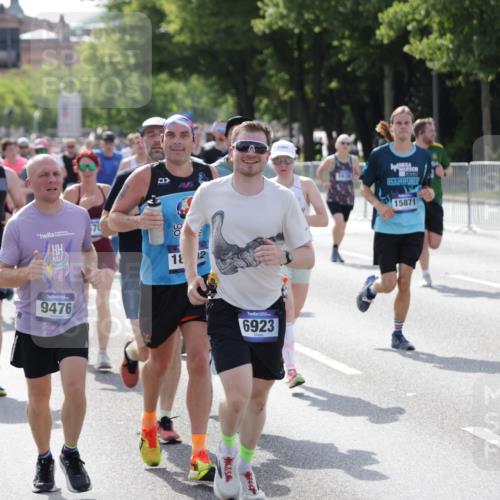 29.06.2025 - hella hamburg halbmarathon Jannik Wohlers http://msf.ph/oto/8241595 29.06.2025 09:54:36 Lombardsbrücke 2222, 2367, 2592, 2596, 2816, 3208, 3209, 4121, 4832, 5399, 5638, 5705, 6290, 6389, 6923, 6991, 7335, 7659, 7908, 8117, 8371, 8437, 8487, 8657, 8981, 9031, 9093, 9159, 9476, 9661, 9710, 9869, 9931, 10122, 10868, 11125, 11333, 12094, 12161, 12269, 12657, 12670, 13147, 13666, 13698, 13726, 14814, 15350, 15430, 15478, 15479, 15512, 15684, 15871, 16062, 16086, 16089, 16110, 16127, 16403, 16513, 16538, 16907, 17008, 17499, 17544, 17674, 17912, 18118, 18190 meine-sportfotos.de
