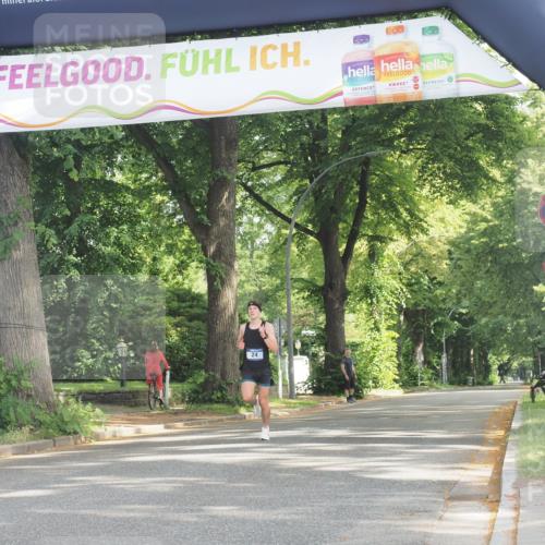 29.06.2025 - hella hamburg halbmarathon KatJ http://msf.ph/oto/8241602 29.06.2025 09:58:21 Zwischen KM18-KM19  meine-sportfotos.de