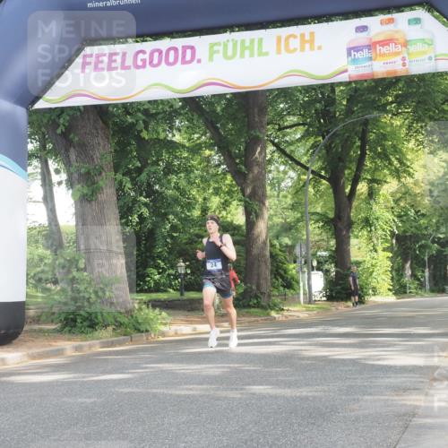 29.06.2025 - hella hamburg halbmarathon KatJ http://msf.ph/oto/8241644 29.06.2025 09:58:21 Zwischen KM18-KM19  meine-sportfotos.de