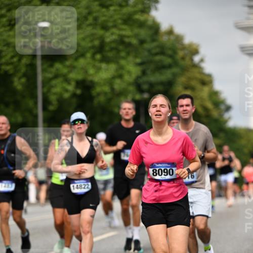 29.06.2025 - hella hamburg halbmarathon Dr. Thomas Lammeyer http://msf.ph/oto/8241650 29.06.2025 10:14:08 Kennedybrücke 1456, 1483, 1513, 1573, 1838, 4389, 7042, 7058, 7250, 7685, 8090, 8219, 8890, 9681, 9816, 9988, 11027, 11180 meine-sportfotos.de