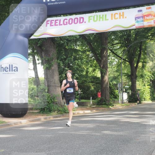 29.06.2025 - hella hamburg halbmarathon KatJ http://msf.ph/oto/8241677 29.06.2025 09:58:22 Zwischen KM18-KM19 24 meine-sportfotos.de