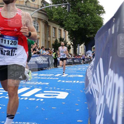 29.06.2025 - hella hamburg halbmarathon Strokosch-Dieckow http://msf.ph/oto/8241694 29.06.2025 10:37:08 Ziel 4860, 5923, 6123, 6458, 7482, 8362, 9178, 10190, 10738, 11120, 11423, 13972, 15178, 15261, 15410, 16992, 17024, 17125, 17137, 17658, 17726 meine-sportfotos.de