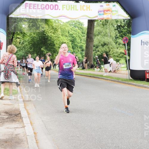 29.06.2025 - hella hamburg halbmarathon MichiJ http://msf.ph/oto/8241744 29.06.2025 10:50:35 Zwischen KM18-KM19 2810, 3199, 3663, 12571, 18324 meine-sportfotos.de