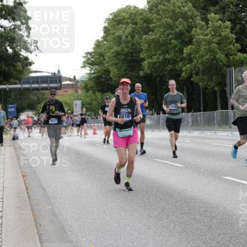 29.06.2025 - hella hamburg halbmarathon Jannik Wohlers http://msf.ph/oto/8241767 29.06.2025 10:29:50 Lombardsbrücke 1547, 2901, 3443, 3573, 6598, 6616, 6626, 10880, 12349, 12350, 12504, 12710, 13418, 14304, 16182, 16601, 16604, 16735, 16769, 18046, 18503, 18671 meine-sportfotos.de
