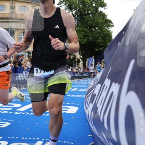 29.06.2025 - hella hamburg halbmarathon Strokosch-Dieckow http://msf.ph/oto/8241840 29.06.2025 10:37:16 Ziel 4860, 5003, 8362, 10190, 11423, 12739, 12900, 13854, 13972, 14387, 14459, 15178, 15888, 17137, 17306, 17726, 18824 meine-sportfotos.de