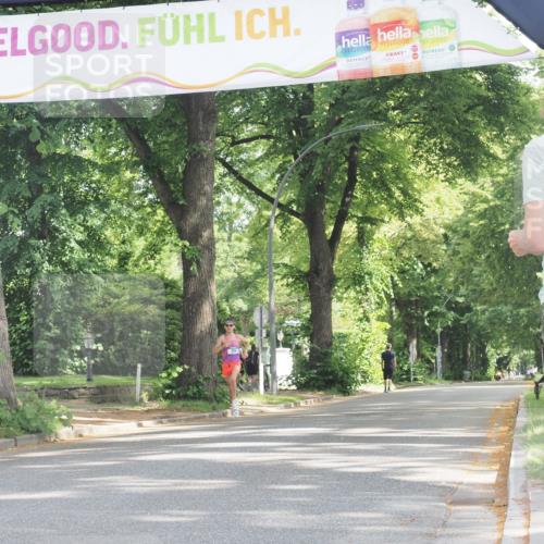 29.06.2025 - hella hamburg halbmarathon KatJ http://msf.ph/oto/8241878 29.06.2025 10:01:00 Zwischen KM18-KM19  meine-sportfotos.de