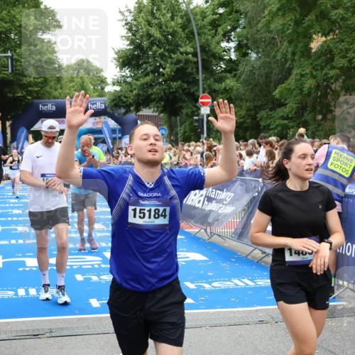29.06.2025 - hella hamburg halbmarathon Zöllner http://msf.ph/oto/8241964 29.06.2025 10:56:08 Ziel 1180, 3042, 3058, 4594, 4813, 5492, 5570, 7594, 8330, 12545, 16176, 17640, 17642, 18212 meine-sportfotos.de