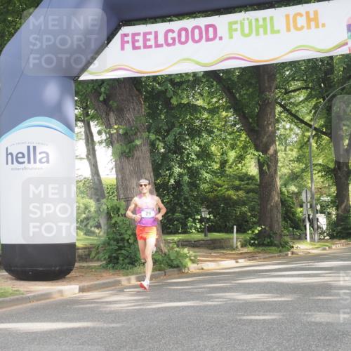 29.06.2025 - hella hamburg halbmarathon KatJ http://msf.ph/oto/8242072 29.06.2025 10:01:03 Zwischen KM18-KM19  meine-sportfotos.de