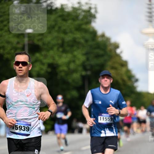 29.06.2025 - hella hamburg halbmarathon Dr. Thomas Lammeyer http://msf.ph/oto/8242213 29.06.2025 09:51:03 Kennedybrücke 1217, 1562, 2121, 2196, 2404, 2774, 3783, 4602, 5092, 5923, 5961, 8366, 8395, 8901, 9171, 10968 meine-sportfotos.de