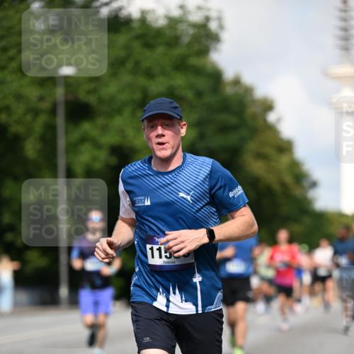 29.06.2025 - hella hamburg halbmarathon Dr. Thomas Lammeyer http://msf.ph/oto/8242375 29.06.2025 09:51:04 Kennedybrücke 1217, 1562, 2121, 2196, 2296, 2404, 2774, 3783, 4602, 5092, 5923, 5961, 8395, 8901, 9171, 10968 meine-sportfotos.de