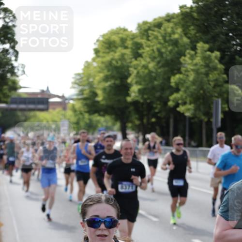 29.06.2025 - hella hamburg halbmarathon Jannik Wohlers http://msf.ph/oto/8242387 29.06.2025 09:54:44 Lombardsbrücke 1200, 2274, 2816, 3258, 4121, 5399, 5638, 5705, 6027, 6389, 6923, 6938, 6991, 7508, 7659, 8371, 8437, 8487, 8693, 8889, 8955, 9031, 9032, 9093, 9159, 9476, 9869, 9931, 9959, 10122, 10263, 10868, 11185, 11333, 12016, 12161, 12657, 13666, 14814, 15350, 15430, 15512, 15681, 15871, 16062, 16086, 16089, 16103, 16110, 16127, 16403, 16513, 16538, 17008, 17221, 17499, 17544, 17674, 17912, 18118, 18190 meine-sportfotos.de