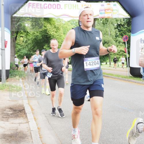29.06.2025 - hella hamburg halbmarathon MichiJ http://msf.ph/oto/8242409 29.06.2025 10:27:52 Zwischen KM18-KM19 1445, 2563, 3282, 3547, 4381, 6037, 7622, 8958, 12091, 13029, 14093, 14204, 15094, 15257, 15866, 15873, 17215, 18547, 18734 meine-sportfotos.de