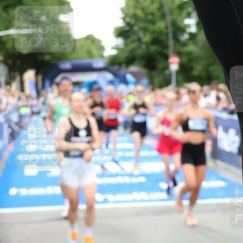 29.06.2025 - hella hamburg halbmarathon Zöllner http://msf.ph/oto/8242418 29.06.2025 10:56:15 Ziel 1193, 4594, 4813, 5465, 5492, 5570, 8330, 8639, 9903, 9907, 10789, 12348, 12545, 14363, 15484, 16113, 16634, 17468, 17642, 19152 meine-sportfotos.de