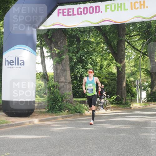 29.06.2025 - hella hamburg halbmarathon KatJ http://msf.ph/oto/8242457 29.06.2025 10:02:47 Zwischen KM18-KM19  meine-sportfotos.de