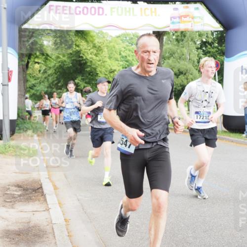 29.06.2025 - hella hamburg halbmarathon MichiJ http://msf.ph/oto/8242610 29.06.2025 10:27:52 Zwischen KM18-KM19 1445, 2563, 3282, 3547, 4381, 6037, 7622, 8958, 12091, 13029, 14093, 14204, 15094, 15257, 15866, 15873, 17215, 18547, 18734 meine-sportfotos.de