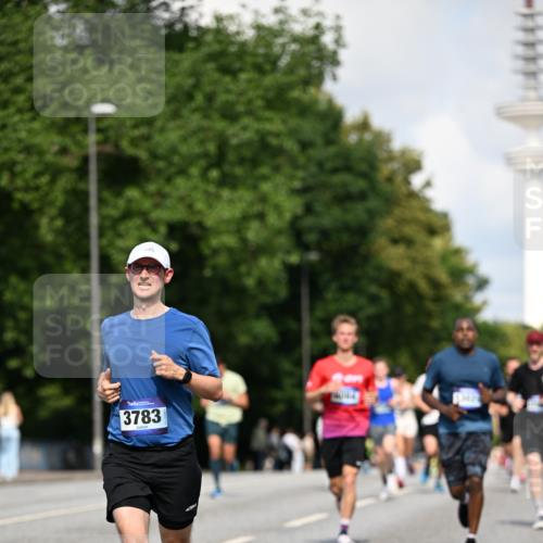 29.06.2025 - hella hamburg halbmarathon Dr. Thomas Lammeyer http://msf.ph/oto/8242625 29.06.2025 09:51:07 Kennedybrücke 1217, 1562, 2121, 2196, 2296, 2404, 2774, 3783, 4602, 5092, 5923, 5961, 8395, 8901, 9171, 10384, 10968 meine-sportfotos.de