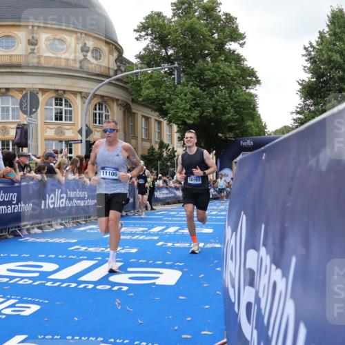 29.06.2025 - hella hamburg halbmarathon Strokosch-Dieckow http://msf.ph/oto/8242659 29.06.2025 10:37:40 Ziel 1505, 1615, 2196, 9171, 10922, 11106, 13595, 14934, 18193, 18216, 18276, 18277 meine-sportfotos.de