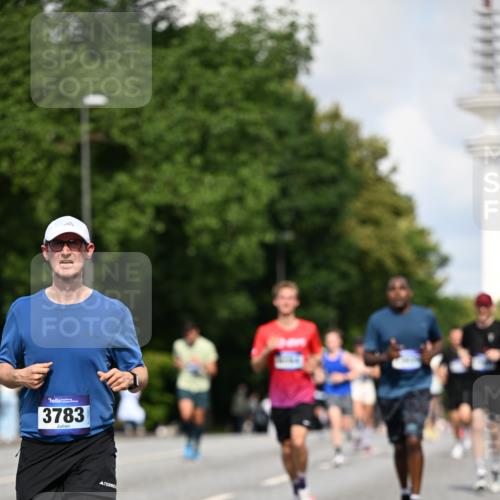 29.06.2025 - hella hamburg halbmarathon Dr. Thomas Lammeyer http://msf.ph/oto/8242665 29.06.2025 09:51:07 Kennedybrücke 1217, 1562, 2121, 2196, 2296, 2404, 2774, 3783, 4602, 5092, 5923, 5961, 8395, 8901, 9171, 10384, 10968 meine-sportfotos.de