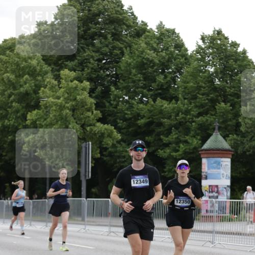 29.06.2025 - hella hamburg halbmarathon Jannik Wohlers http://msf.ph/oto/8242685 29.06.2025 10:29:58 Lombardsbrücke 2901, 3443, 4575, 4819, 6616, 10880, 12349, 12350, 12504, 12687, 12688, 12710, 13418, 14421, 15789, 15938, 16504, 16601, 16604, 16864, 18046, 18671 meine-sportfotos.de