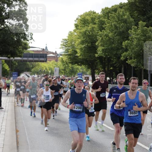 29.06.2025 - hella hamburg halbmarathon Jannik Wohlers http://msf.ph/oto/8242743 29.06.2025 09:54:46 Lombardsbrücke 1200, 1683, 2207, 2274, 2287, 2816, 3258, 3747, 4121, 5102, 5399, 5638, 5705, 6027, 6158, 6836, 6923, 6938, 6991, 7052, 7508, 7659, 8371, 8437, 8487, 8693, 8889, 8955, 9031, 9032, 9159, 9476, 9869, 9931, 9959, 10122, 10263, 10868, 11185, 11333, 12016, 12161, 12321, 12657, 13666, 15430, 15512, 15681, 15871, 16062, 16086, 16089, 16103, 16127, 16403, 16513, 16538, 17008, 17221, 17499, 17674, 17912 meine-sportfotos.de