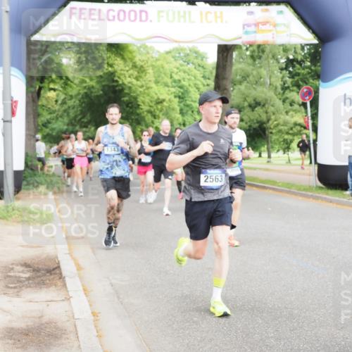 29.06.2025 - hella hamburg halbmarathon MichiJ http://msf.ph/oto/8242775 29.06.2025 10:27:53 Zwischen KM18-KM19 1445, 2563, 3282, 3547, 4381, 7622, 12091, 13029, 14093, 14204, 15013, 15094, 15866, 15873, 17215, 18547, 18734 meine-sportfotos.de