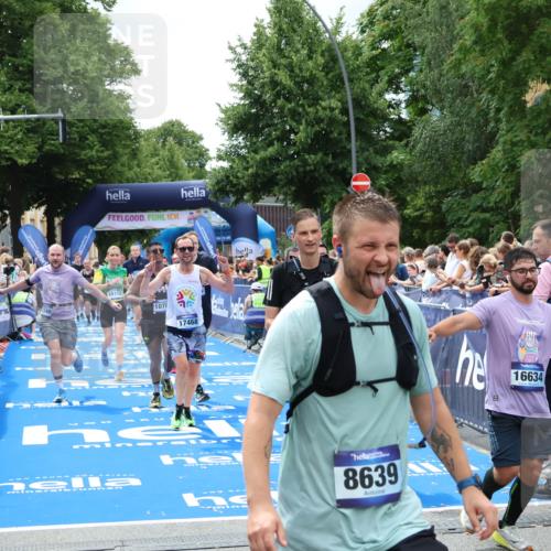 29.06.2025 - hella hamburg halbmarathon Zöllner http://msf.ph/oto/8242899 29.06.2025 10:56:20 Ziel 1193, 5465, 7547, 9903, 10789, 11309, 12348, 14363, 15300, 15484, 16113, 16375, 16634, 17468, 18117, 18495, 18652, 18741, 19152 meine-sportfotos.de