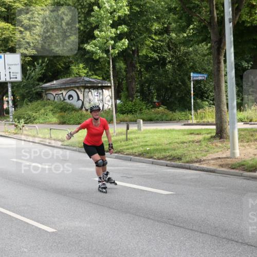 29.06.2025 - hella hamburg halbmarathon Yannick Fuchs http://msf.ph/oto/8243031 29.06.2025 09:30:45 20KM  meine-sportfotos.de