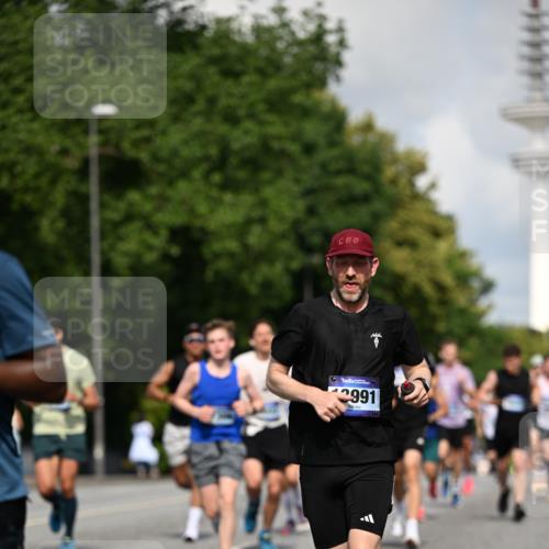29.06.2025 - hella hamburg halbmarathon Dr. Thomas Lammeyer http://msf.ph/oto/8243135 29.06.2025 09:51:11 Kennedybrücke 1164, 1217, 1562, 1644, 2196, 2296, 2404, 3783, 4602, 5092, 5923, 8362, 8901, 9944, 10384, 10968 meine-sportfotos.de