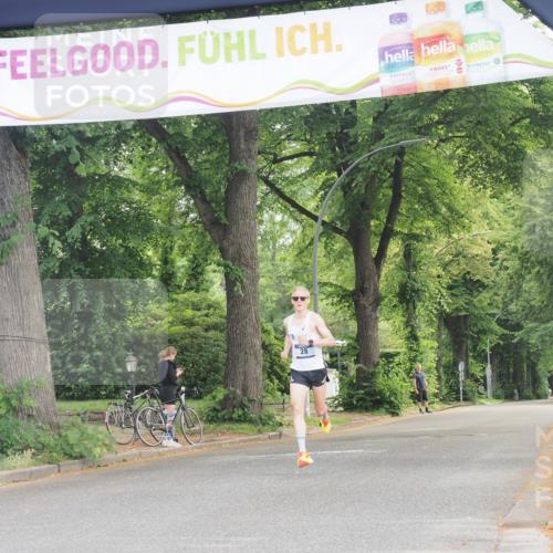 29.06.2025 - hella hamburg halbmarathon KatJ http://msf.ph/oto/8243155 29.06.2025 10:03:58 Zwischen KM18-KM19  meine-sportfotos.de