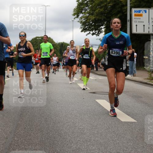 29.06.2025 - hella hamburg halbmarathon Yannick Fuchs http://msf.ph/oto/8243258 29.06.2025 10:47:31 20KM 1030, 1061, 1151, 1499, 1706, 1727, 1783, 2070, 2074, 2082, 2099, 2354, 3059, 3208, 3209, 4635, 4770, 5638, 5866, 6481, 6511, 6512, 6628, 6629, 6762, 6877, 6942, 7177, 7274, 7864, 7918, 8335, 8390, 8447, 9142, 9537, 10549, 10891, 10895, 11992, 12379, 12413, 12490, 12875, 12909, 13032, 13289, 13865, 13997, 14323, 15061, 15126, 15179, 15441, 15497, 15502, 15838, 15946, 16477, 16538, 16986, 17348, 18134, 18143, 18418, 18487, 18590 meine-sportfotos.de