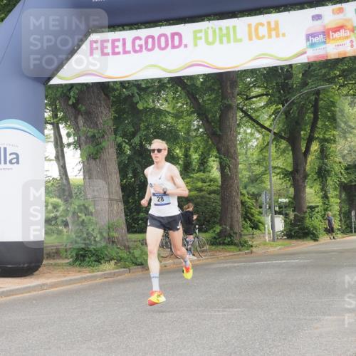 29.06.2025 - hella hamburg halbmarathon KatJ http://msf.ph/oto/8243259 29.06.2025 10:03:59 Zwischen KM18-KM19 28 meine-sportfotos.de