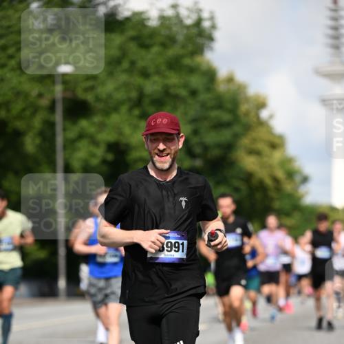 29.06.2025 - hella hamburg halbmarathon Dr. Thomas Lammeyer http://msf.ph/oto/8243270 29.06.2025 09:51:12 Kennedybrücke 1164, 1562, 1644, 2196, 2296, 2404, 3783, 4602, 5092, 5923, 8362, 8901, 9178, 9944, 10384, 10968, 11202, 11227 meine-sportfotos.de