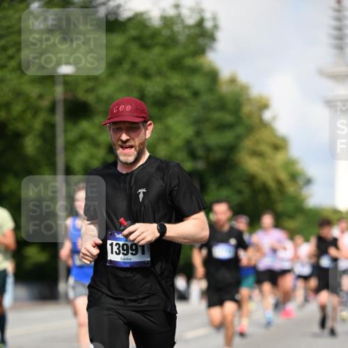 29.06.2025 - hella hamburg halbmarathon Dr. Thomas Lammeyer http://msf.ph/oto/8243319 29.06.2025 09:51:12 Kennedybrücke 1164, 1562, 1644, 2196, 2296, 2404, 3783, 4602, 5092, 5923, 8362, 8901, 9178, 9944, 10384, 10968, 11202, 11227 meine-sportfotos.de